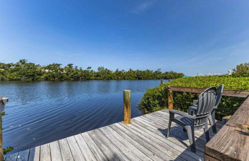 Blue Lagoon Hideaway 3BR Coastal Chic Retreat - Foto 36