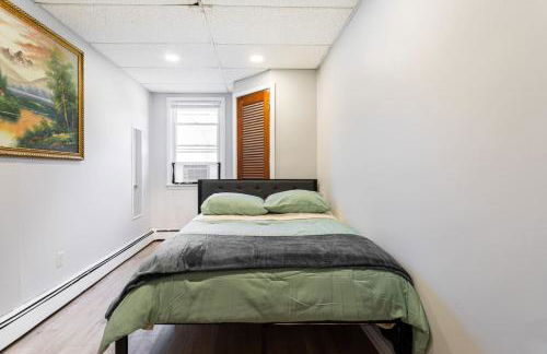 Updated 3BR 2BA Apartment Near NYC Airport - Foto 34