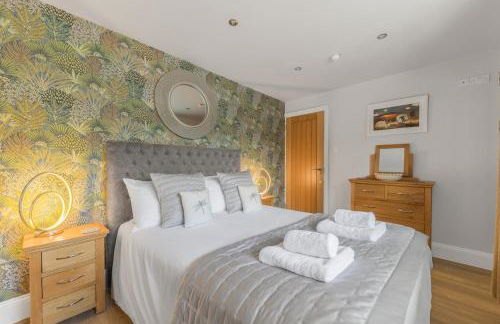 Riverside Cottage 6 guests 4 adults max hot tub - Foto 31