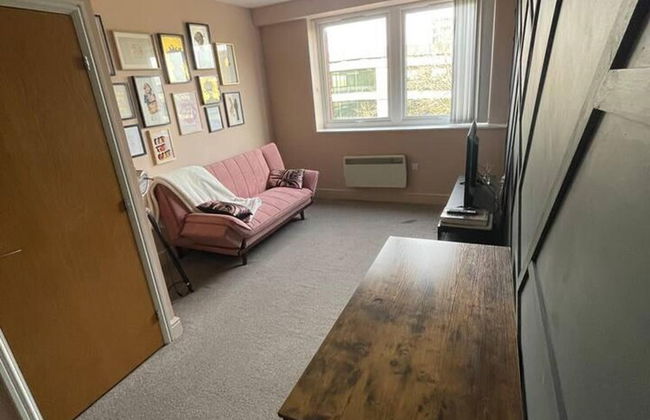 Stylish 1-bed Apartment in Swindon - Foto 14