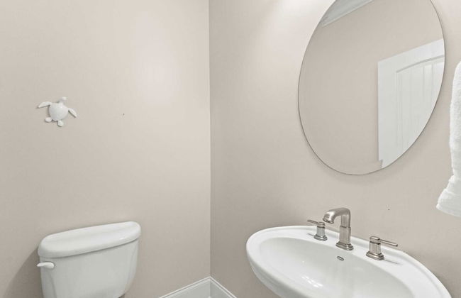 Lakefront 6bdr, Priv Dock, Game Room, Firepit Jake's Lake House by Avantstay - Foto 30