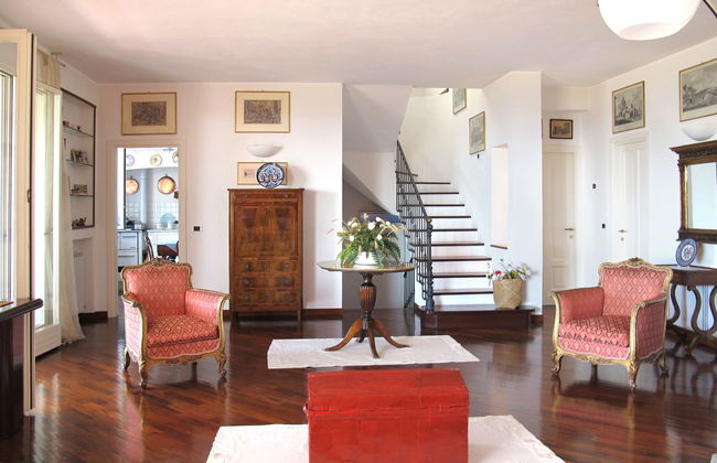 8 bedroom House in Diano Castello with private pool and garden - Photo 11