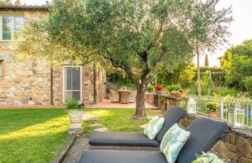 Villa Ester, a Stylish Farmhouse on the Hills - Foto 139