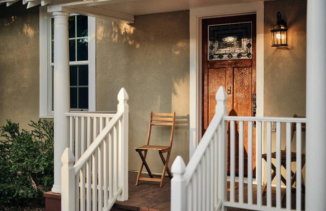 2BR Olympic Center Downtown - Photo 27