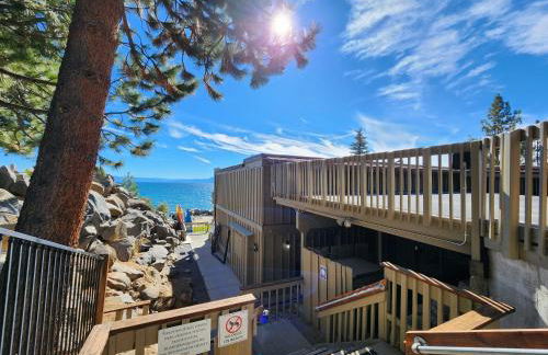 Tahoe Shoreline Retreat - Close to Ski Resorts & HOA Amenities - Foto 54