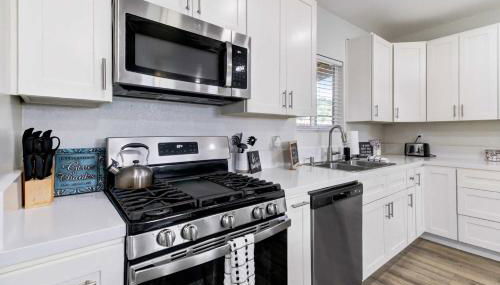 Country Charmer Single Story Cottage Pet Friendly - Foto 5