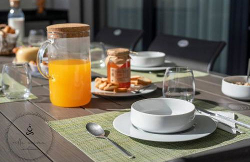 V5 Villa Emma - Luxury 5 bedroom, Pool and Jacuzzi - Foto 18