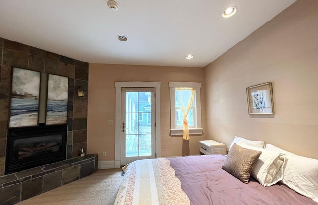 Mansion w 10 Bedrooms Pool and Theater - Foto 19