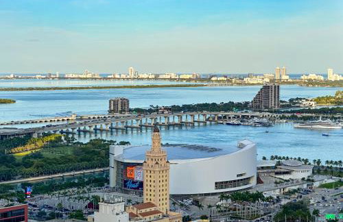 Prime Downtown Location - Amazing Amenities & Top Location - Foto 17