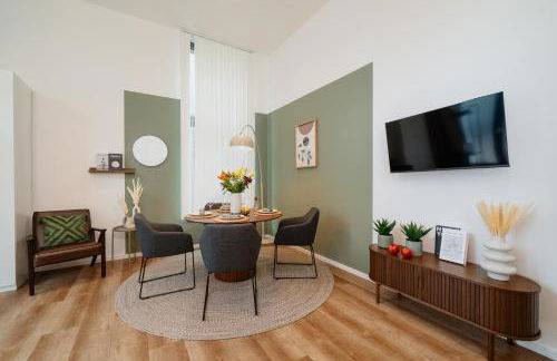 Homely Berlin - New Build , near River , Main Station , Family & Business - Photo 2