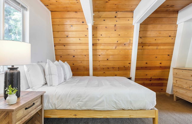 Chickaree & Chickadee Buyout by Avantstay 2 Sister Cabins - Photo 35