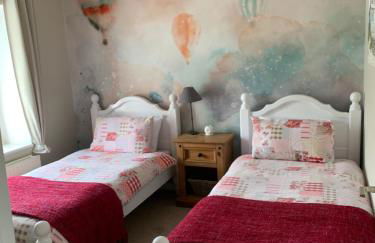 Two Cottages in Beautiful Brittany 5 Bedrooms Sleeps 10 Pets Welcome Heated Swimming Pool Free Wifi - Foto 25