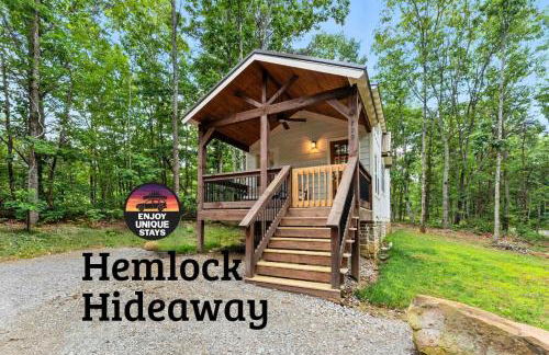 The Hemlock Hideaway tiny home - Foto 1