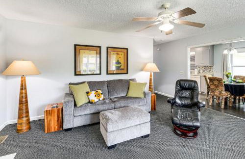 Retreat with Fenced Backyard in Kingsport! - Foto 10