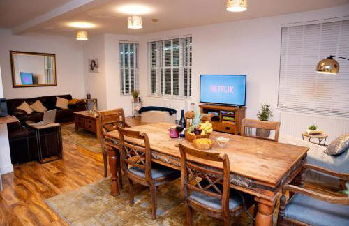 Spacious, Well-Equipped Apartment With Parking - Foto 22
