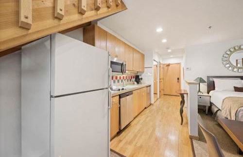 Palisades Tahoe Lodge Rentals Studio Loft #345 - Foto 6