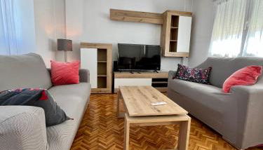 Atuaire Home Luminoso Dúplex en Reyes Católicos PARKING INCLUIDO - Foto 2