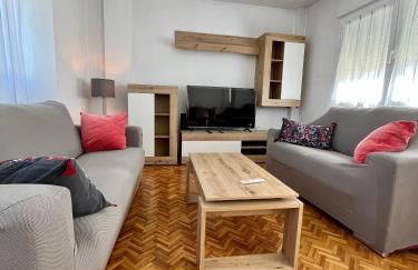 Atuaire Home Luminoso Dúplex en Reyes Católicos PARKING INCLUIDO - Foto 2