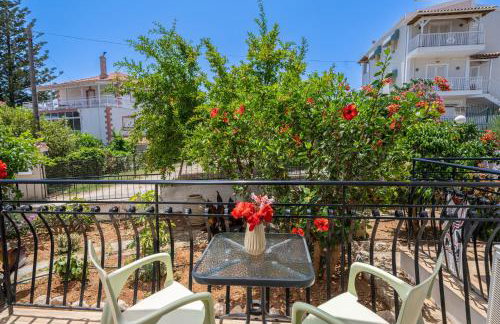 Dionysios Studios - Foto 31