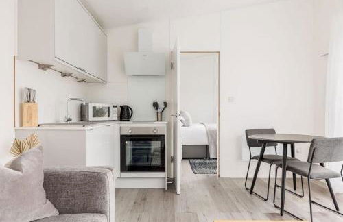 Upper Cliff Studio - Photo 9