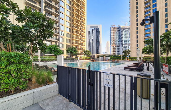 Fancy Apartment With Mesmerizing Canal Views - Photo 39