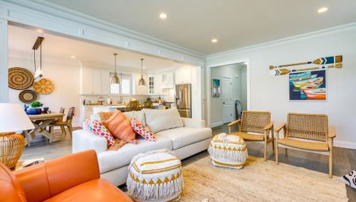 Sleek Long Branch Vacation Rental with Pool and Patio! - Foto 1