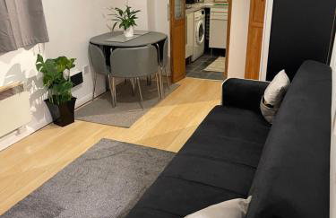 Cosy Flat behind a CreekBeach in Grays - Foto 19