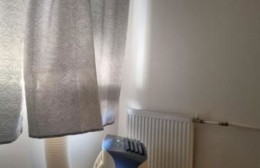 Grand Appartement, 2 ou 3 ou 4 pieces, tramway sur place, proche gare sncf St Augustin 5 min, aéroport à 7 min, plage ou Allianz riviera 10 min, palais nikaia 2 min , supermarché sur place, parking possible si disponible ou payant à 1000 metre - Foto 70