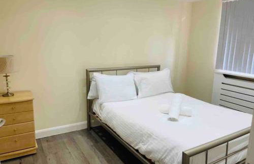 5 Bedroom House by monishortlets - Foto 11