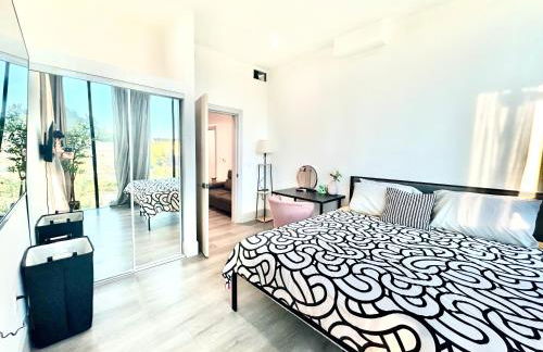 LA Modern Street View Glass Window 2BR - Foto 28