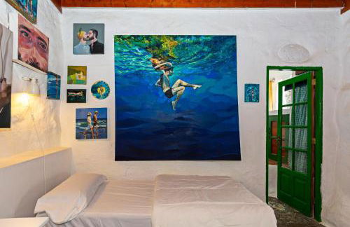 Bohemian Art House - 2BR in Yaiza & Garden - Photo 6