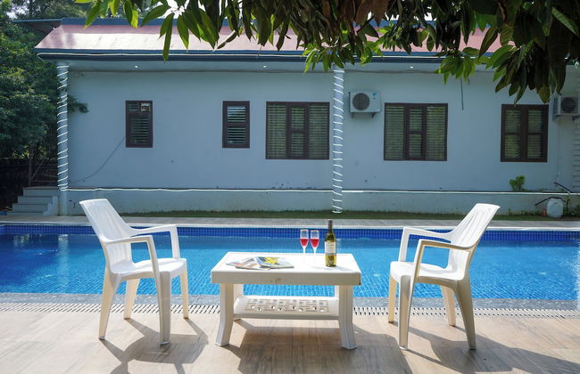 Alaya Stays 5 BHK Pet friendly with pvt pool - Ashirwad Farms - Foto 40