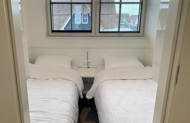 Villa by the Water With Sauna and Terrace - Foto 4