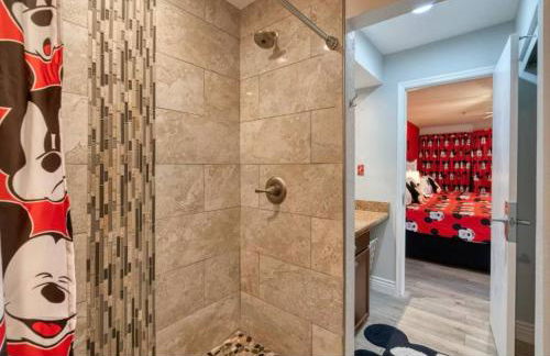 Mickey's Hideaway Condo Near Disney - Foto 6