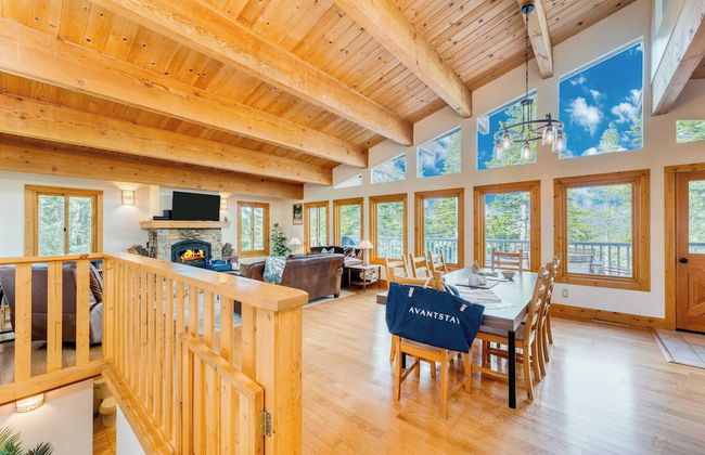 Lake + Beach Access, Pool, Tennis Walk to Chambers Tahoe Timber by Avantstay - Foto 4