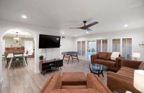 Large Pool With Diving Board, Remodeled 3bdrm, Near State Farm STDM and More! - Foto 6