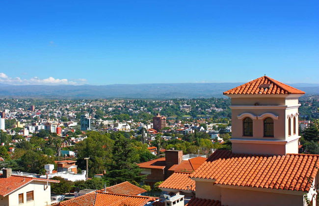 Miradors de Villa Carlos Paz, balade à cheval, Ice Bar et musée Mundo Irreal - Photo 3