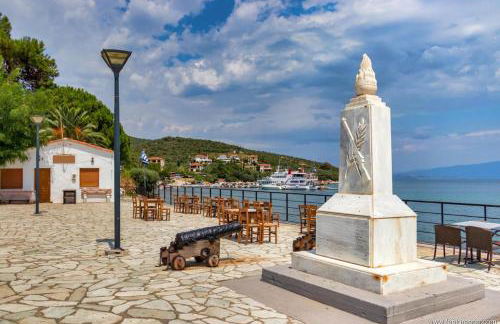 Effie's Maisonette with Detached Studio - Photo 27