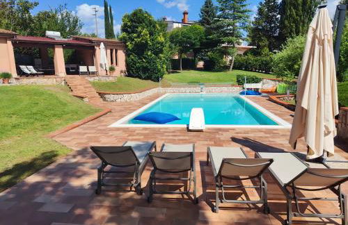 Villa Abete Azzurro con Piscina - Foto 20