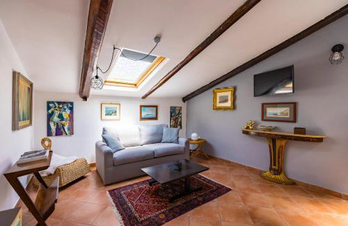Alessios House by NapoliApartments - Photo 2