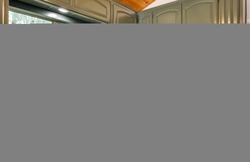 Deck and Fire Pit Stunning Twain Harte Cabin! - Photo 9