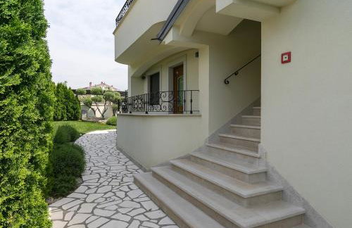 Villa Birikina with Pool - Photo 33