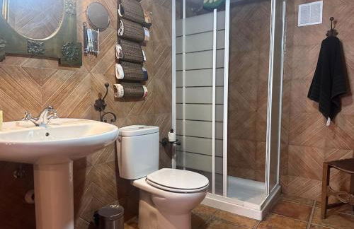 Casa para fiestas 16 personas, barbacoa y terraza - Photo 49