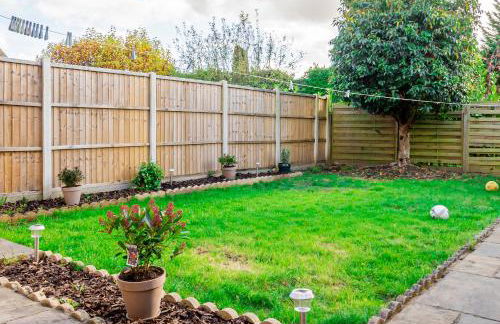 Stunning Place, close to Windsor & Heathrow & Private Parking - Foto 25