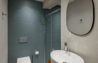 Galio Suites Airport by Airstay - Photo 54