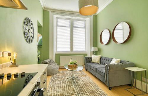 3-Bed Flat Free Parking 10 Mins to City Centre - Foto 2