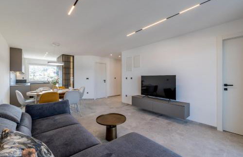 Bracera Luxury Apartments - Photo 24