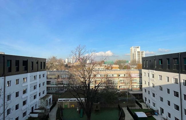 Bright 1BD Flat W/balcony - Heart of Brixton! - Foto 16