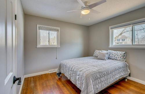 Peaceful Retreat with Private Hot Tub in New Albany - Foto 16