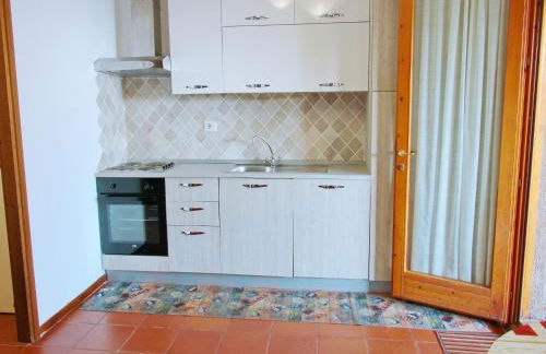 Apartment Near Golfo di Cugnana - Photo 5